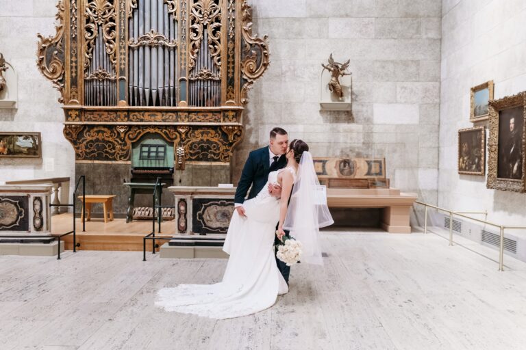 Read more about the article Real Central New York Wedding Planning Tips from Reddit Brides