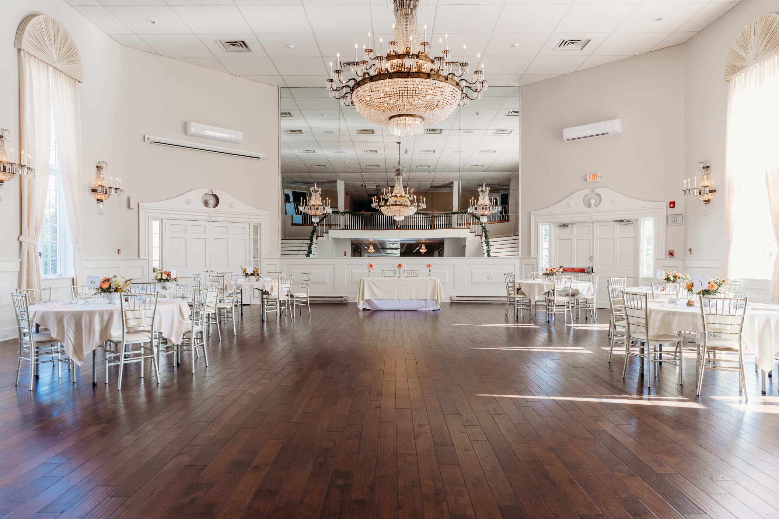 Read more about the article Everything You Need to Know Before Attending a Wedding Expo