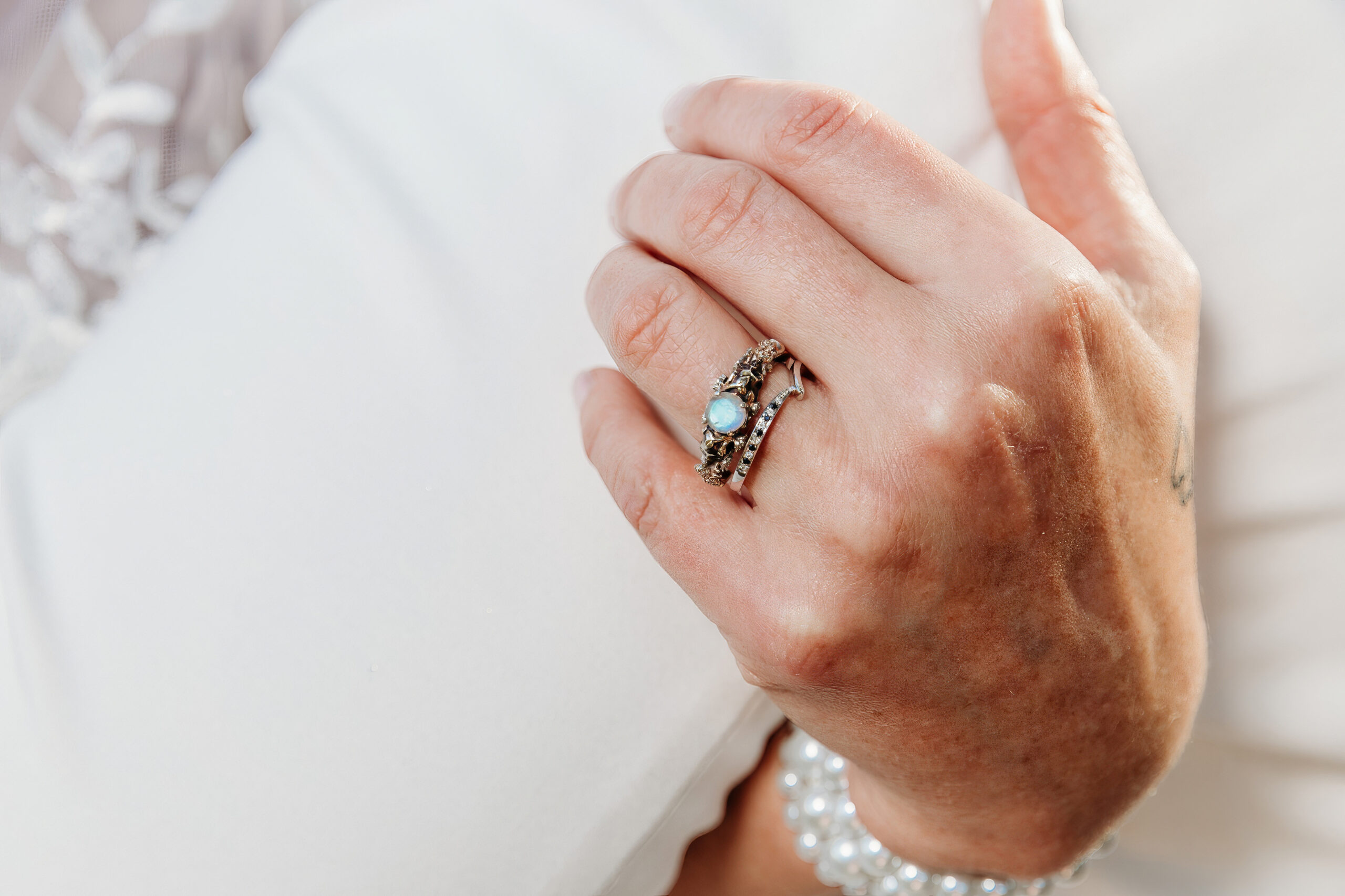 Read more about the article Central New York Wedding Budget Tips from a Real Bride